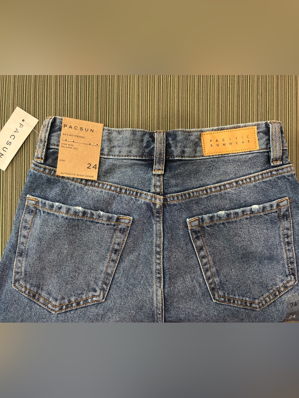 PacSun Light Blue Relaxed Boyfriend Jeans Julieta 90s 24 relaxed leg NWT - Picture 1 of 10